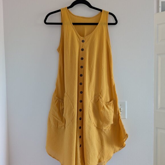 3/$30 Flowy lightweight yellow dress - Picture 1 of 7